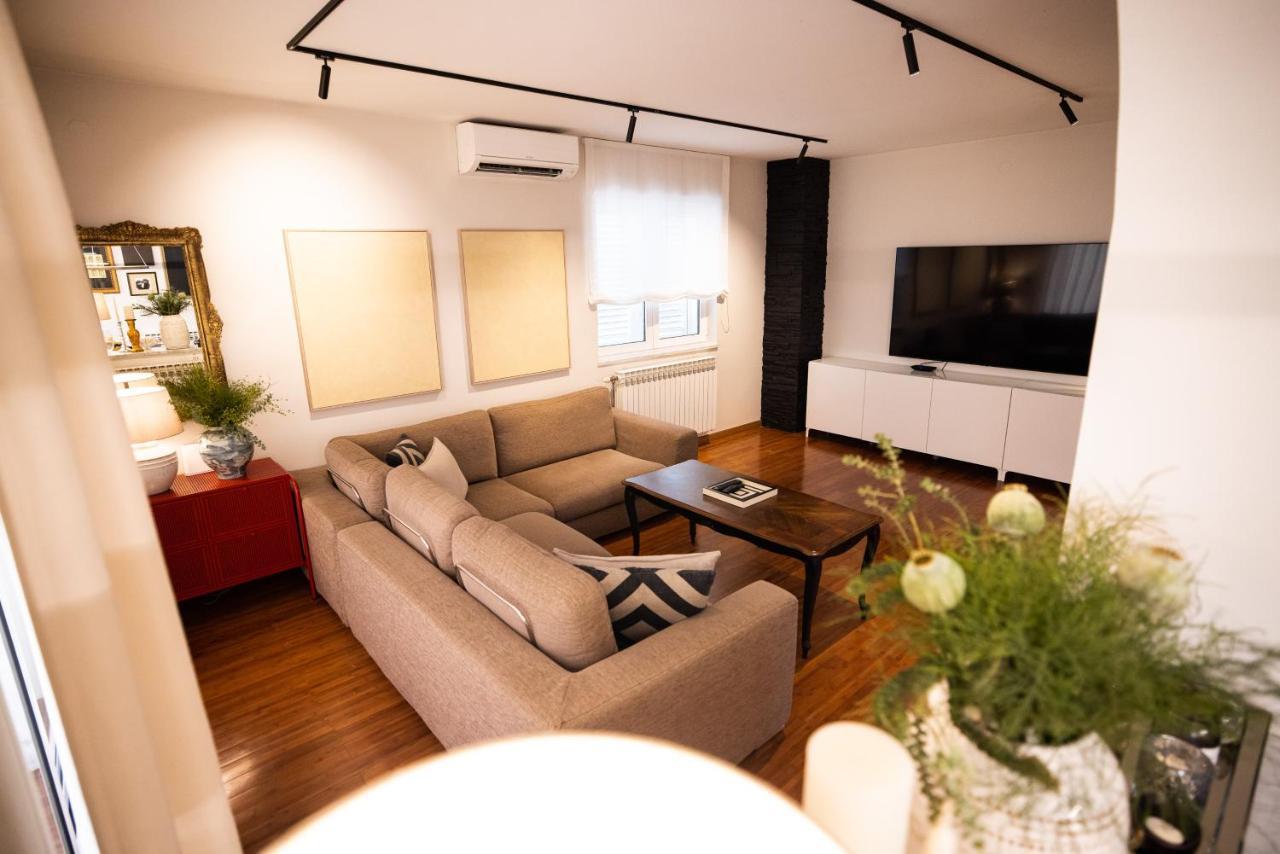 Villa Klaudia With Pool 자다르 외부 사진