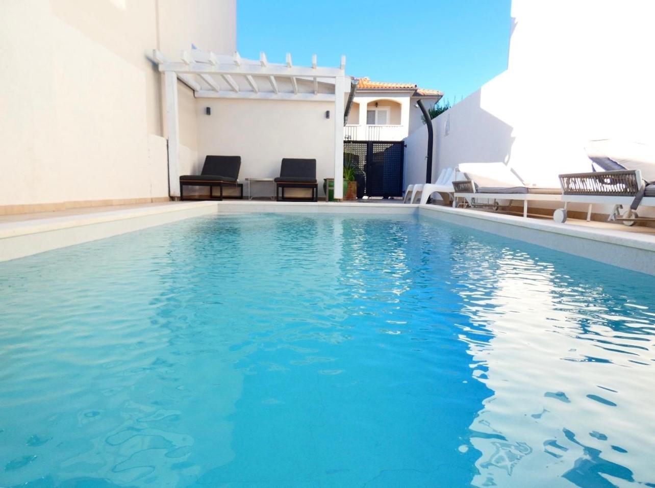 Villa Klaudia With Pool 자다르 외부 사진